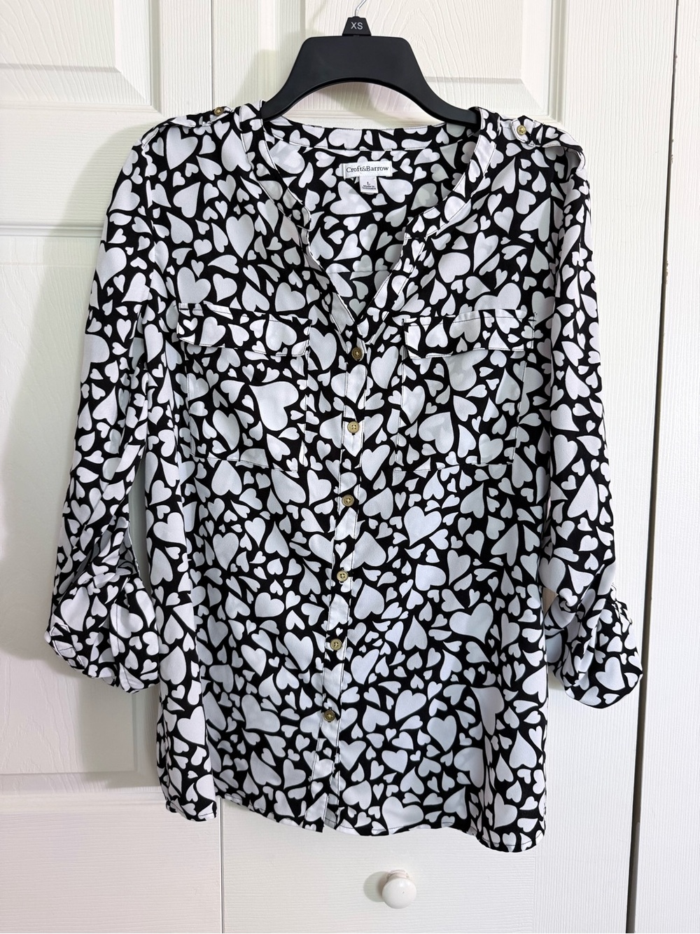 croft & barrow Black and White Heart Print Button-Down Blouse